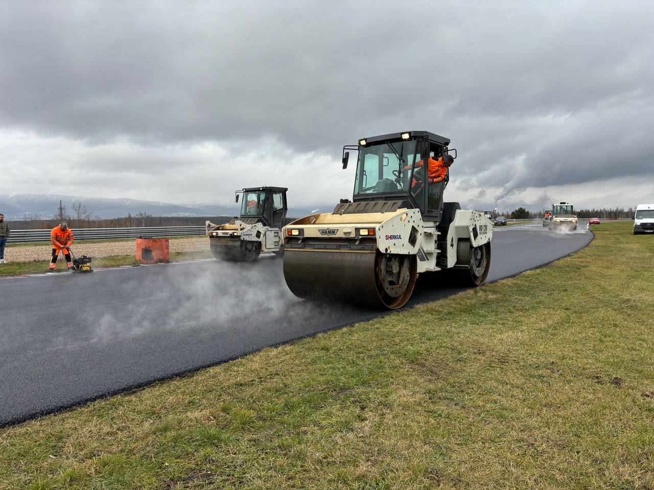 Autodrom Most upgrades track surface in four turns